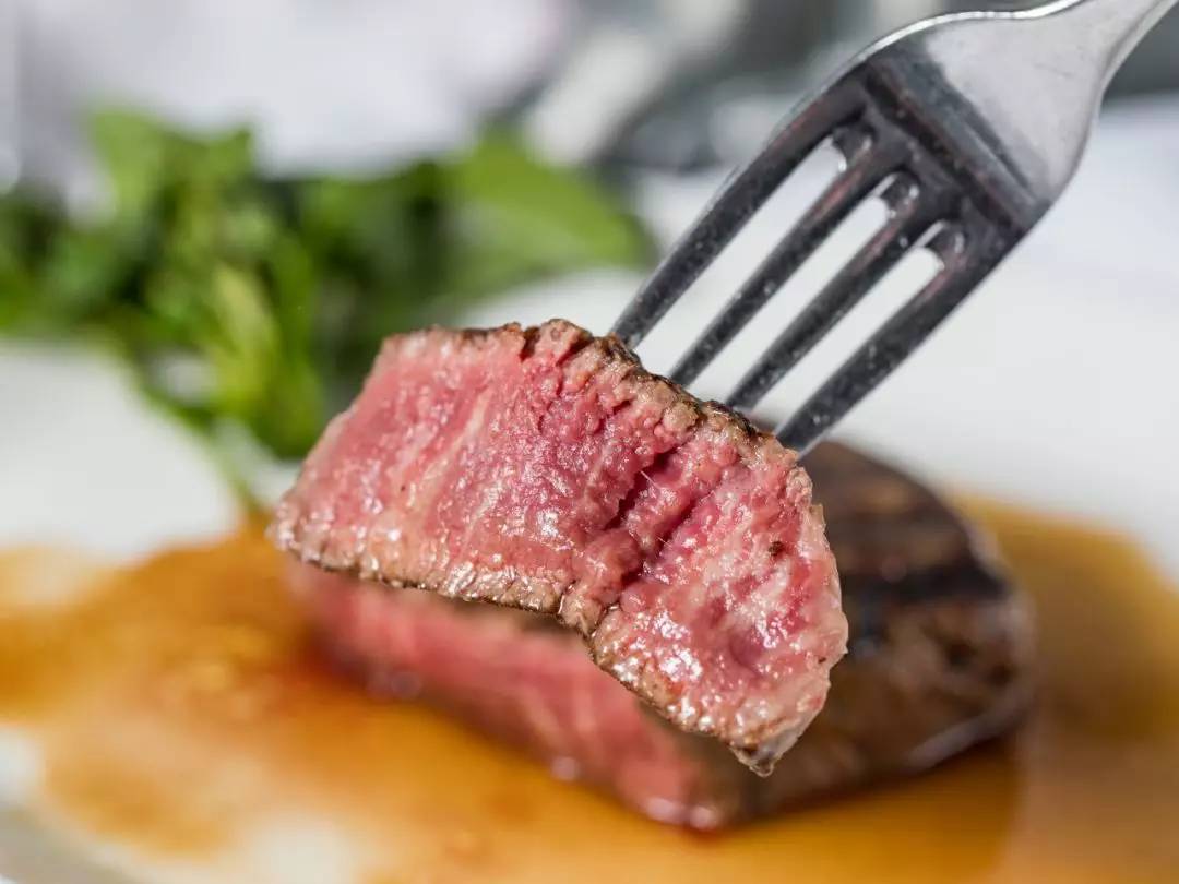 iapm明星牛排馆价格,高端网红打卡牛排店
