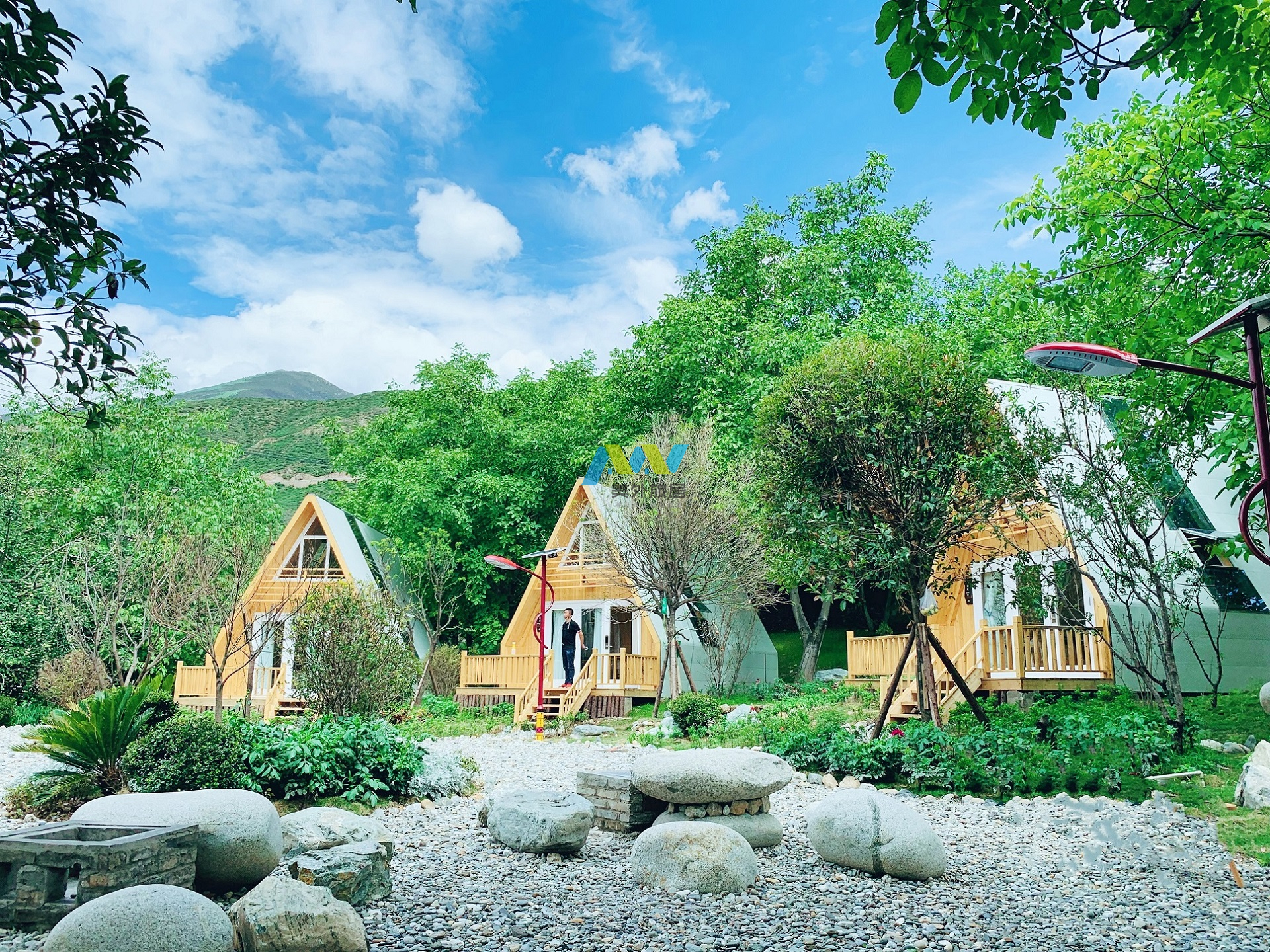 5万元打造民宿,欧式休闲度假木屋建造