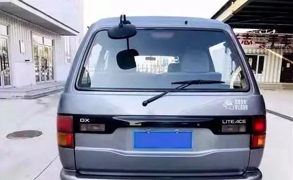 最新款丰田小霸王配置,进口丰田小霸王2.0