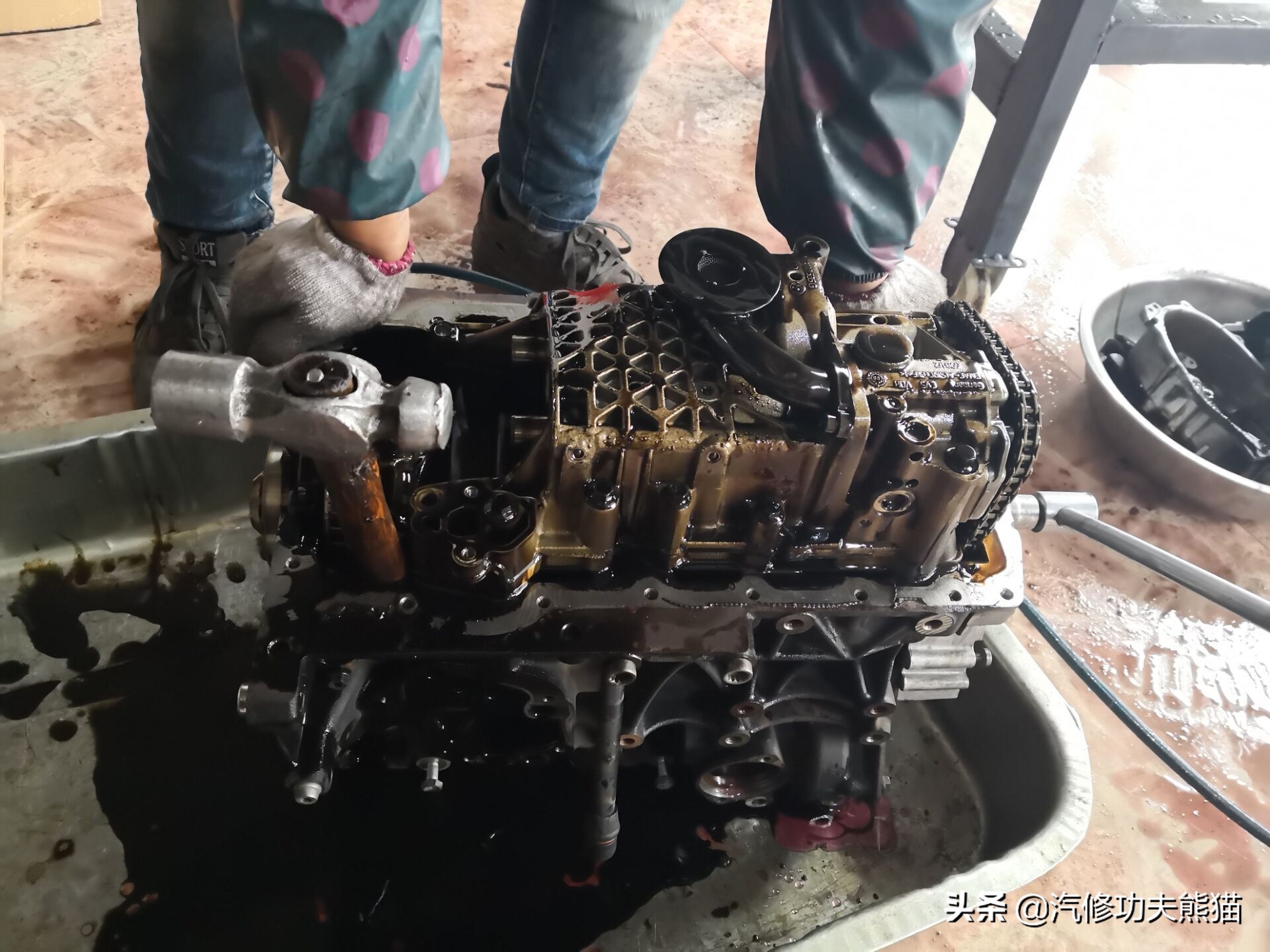 13年奥迪tts多少公里烧机油,奥迪tts急加速故障灯