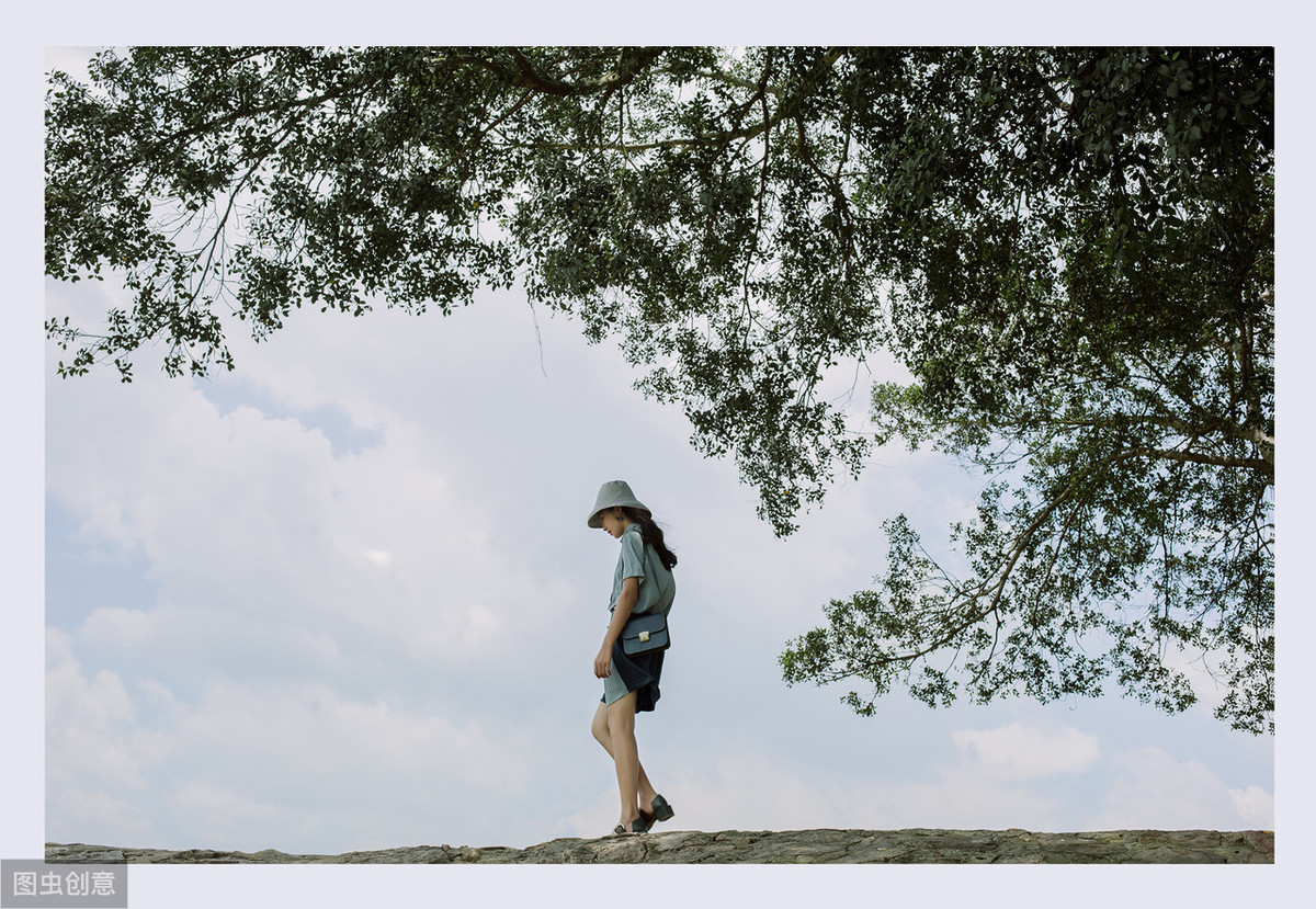 爱上一个不爱你的人怎么做都是错,爱上一个不爱你的人结果是什么