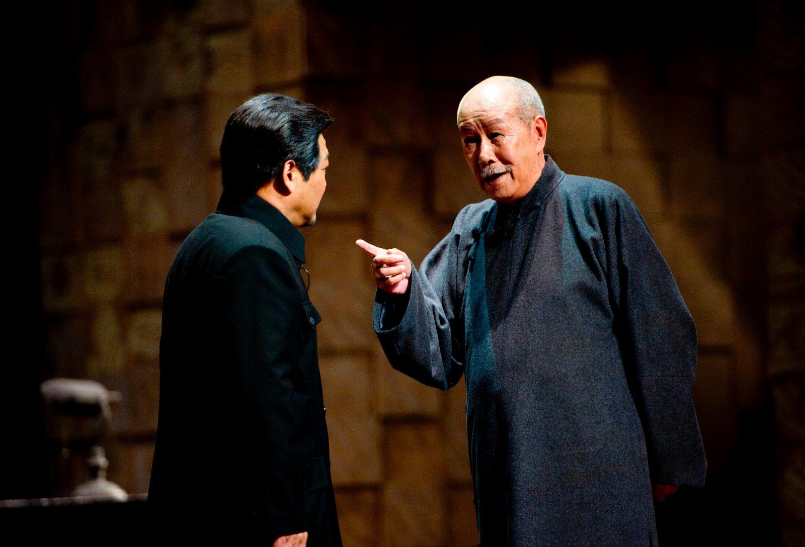 演员马晓伟演蒋介石片段,马晓伟和孙飞虎哪个好