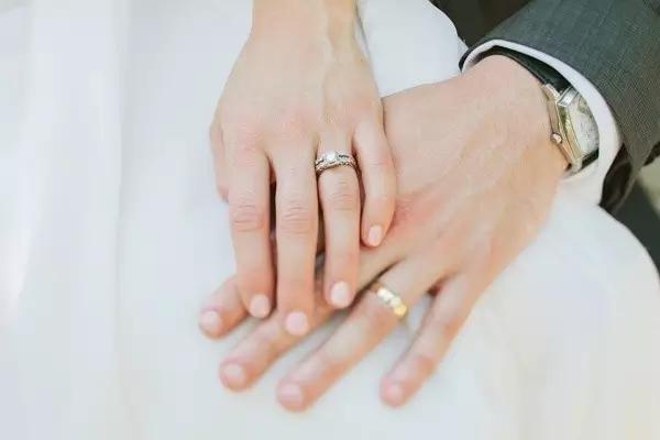 分手后最后一个问题你想问什么,分手时放不下一个人怎么办