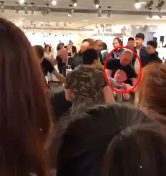 中国人过于敏感了，开不起玩笑？难道我们连愤怒的权利都没有吗？