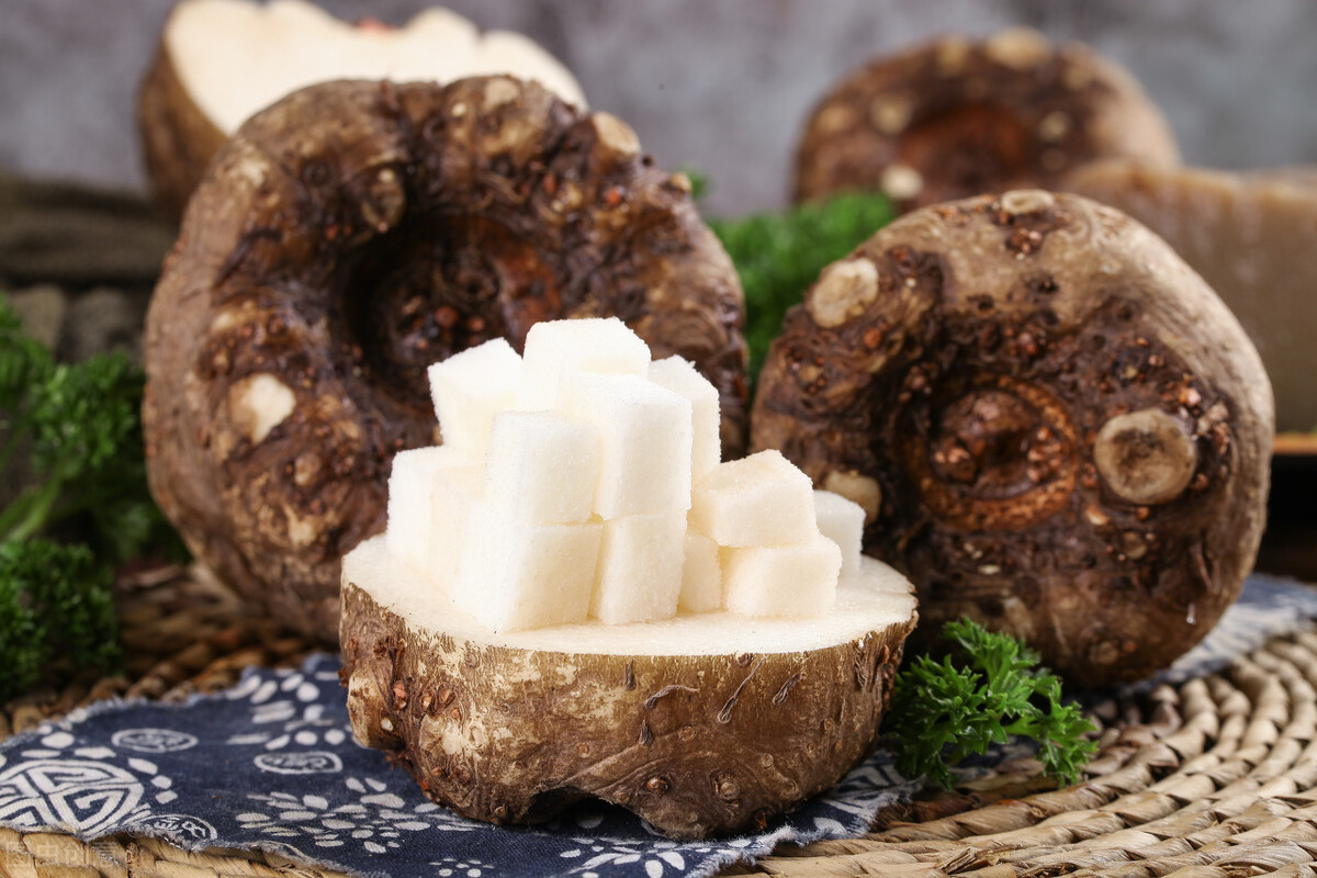 1亩地赚500元70亩地一年赚多少钱,农村暴利5亩地年赚30万