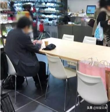 日本又现“神级”迷你购物中心