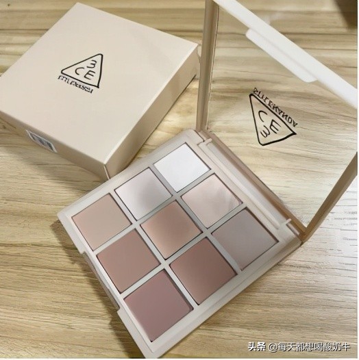 送媳妇什么礼物她会更开心,送女生什么会让女生开心