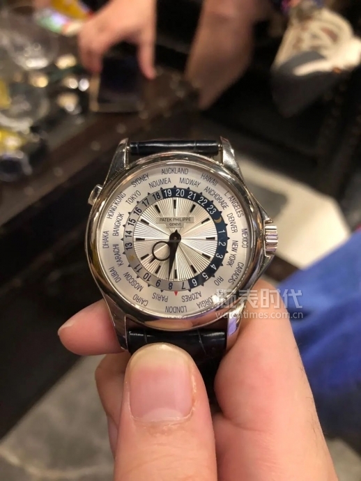 网友晒上千万的手表,网友晒1300手表