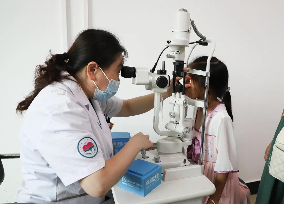 兴国县人民医院眼科专家,赣州市人民医院南院眼科专家