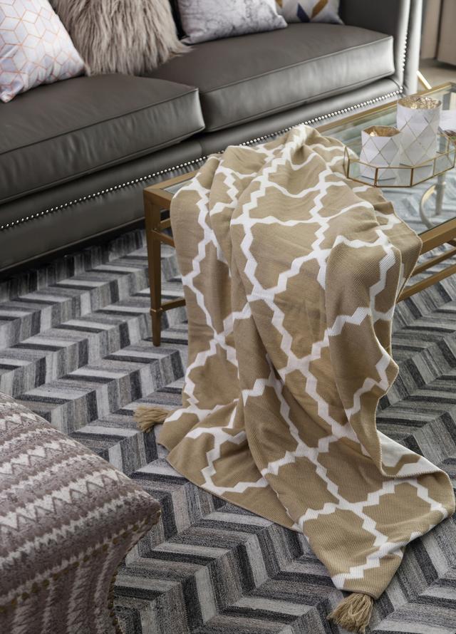 极简轻奢一面空白墙装饰,现代简约风拼色客厅背景墙效果图