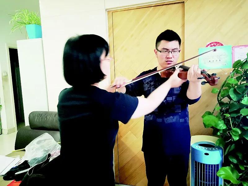 当爸爸当妈又当老师,当爹当妈当老师