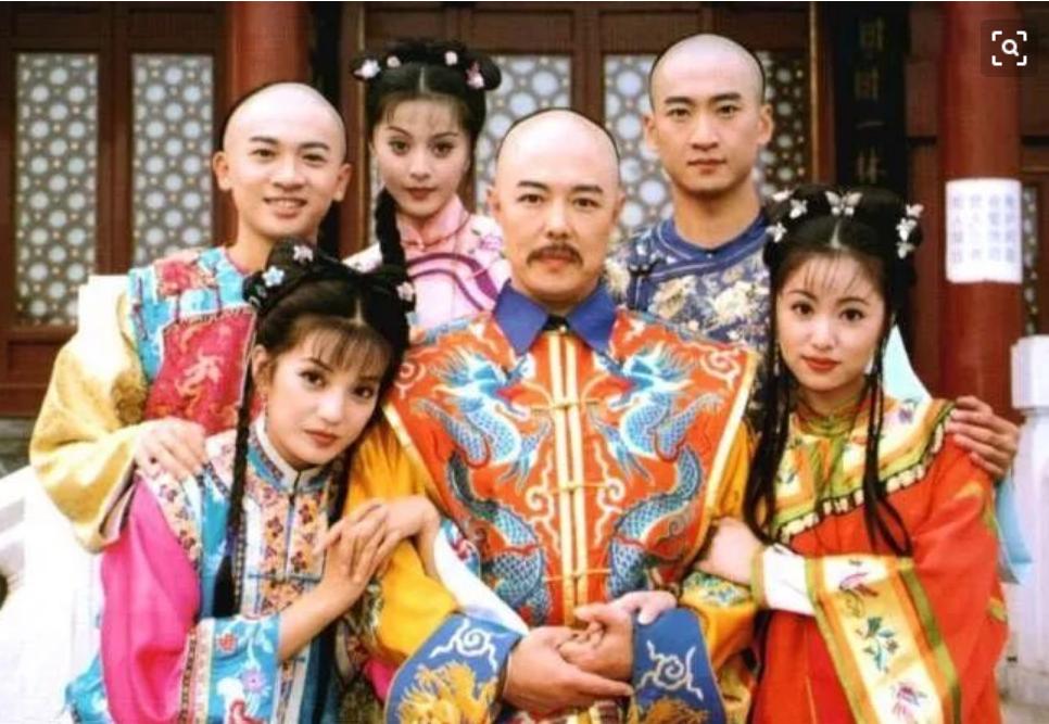 21年后再看紫薇，堪比顶级白莲花，童年欣赏终究错付了