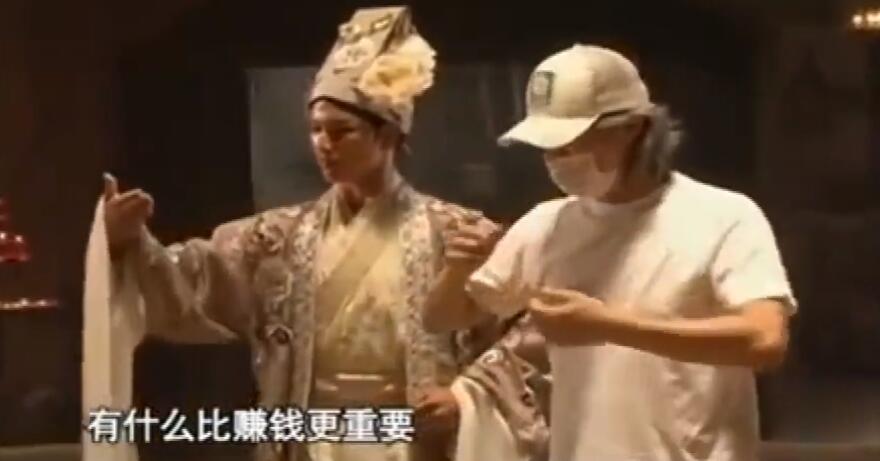 周星驰最真实的人生感悟,周星驰说有真的钱才可以做真的人