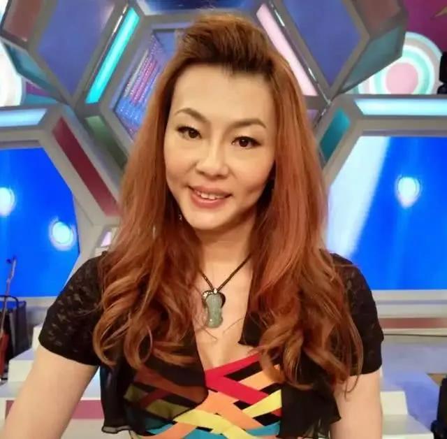 显摆张婷婷后续,张婷婷抖音直播破涕为笑