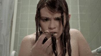 花钱买一堆护肤品不如做一次医美,重金买精华有用吗