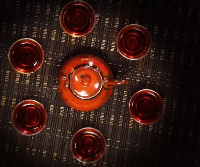 什么是黑茶黑茶功效与作用,黑茶功效与作用什么样的黑茶好