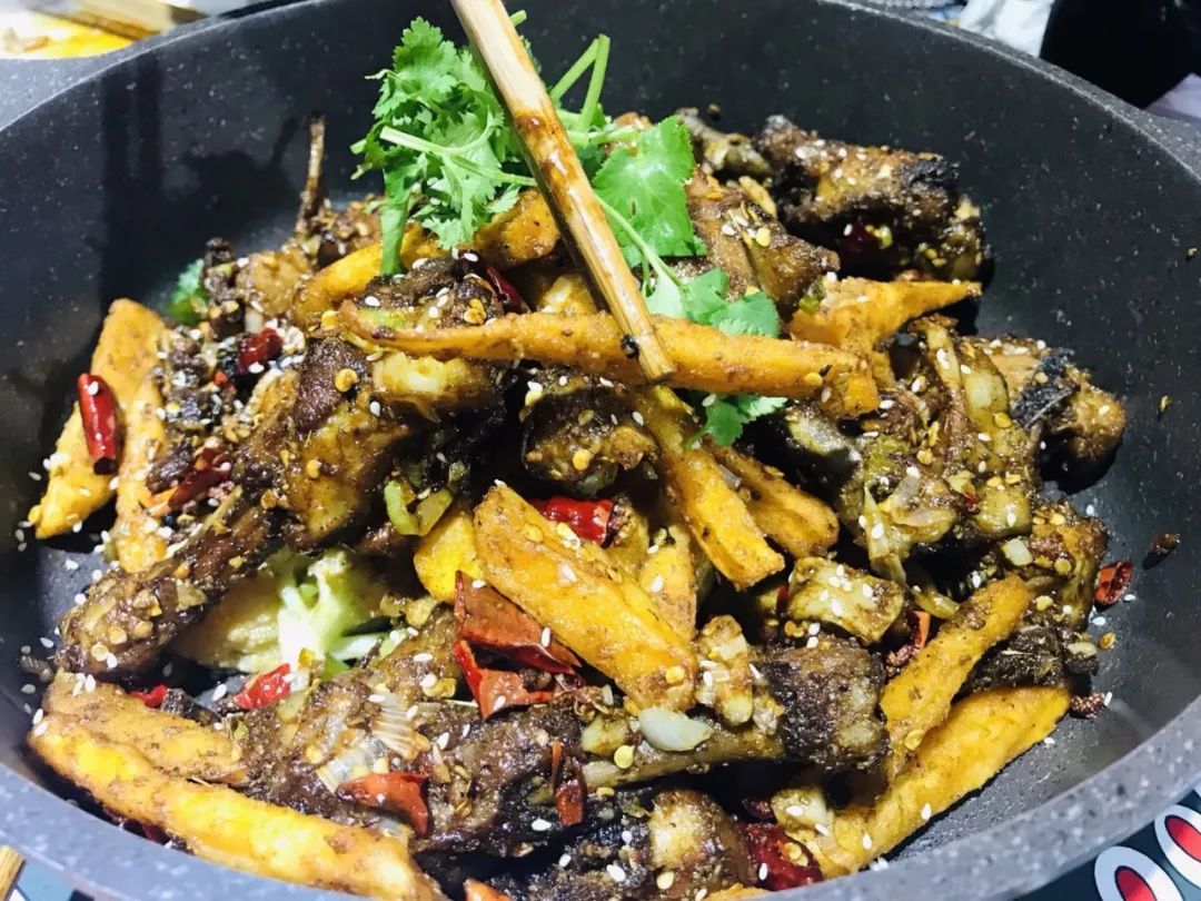 郑州富田太阳城烤鸭,郑州富田新天地烤鱼