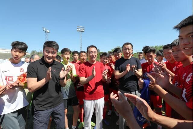 许家印中国青训赛,许家印足球青训海南