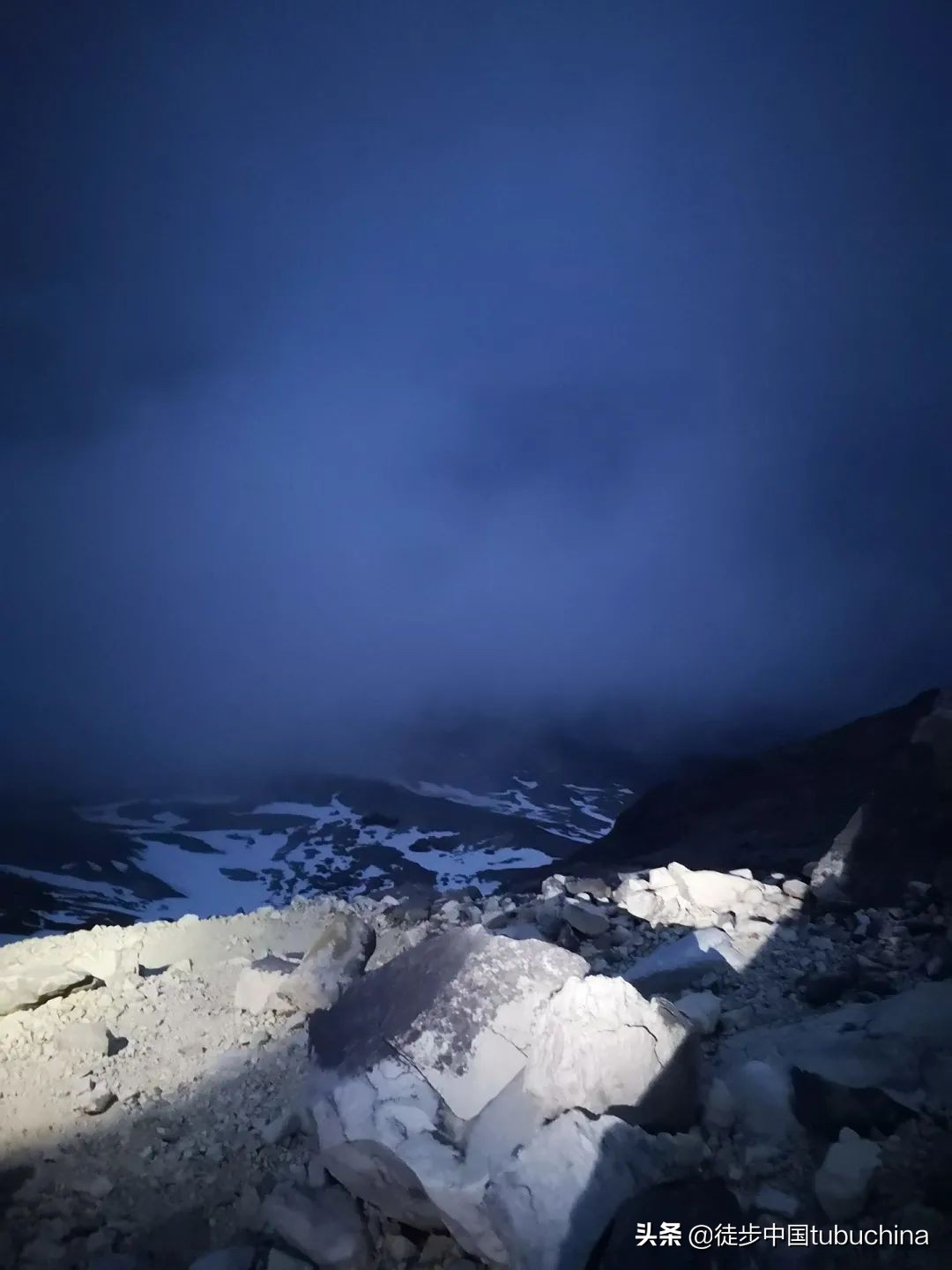 给我一个机会去爱你,给我一个机会让我去爱你