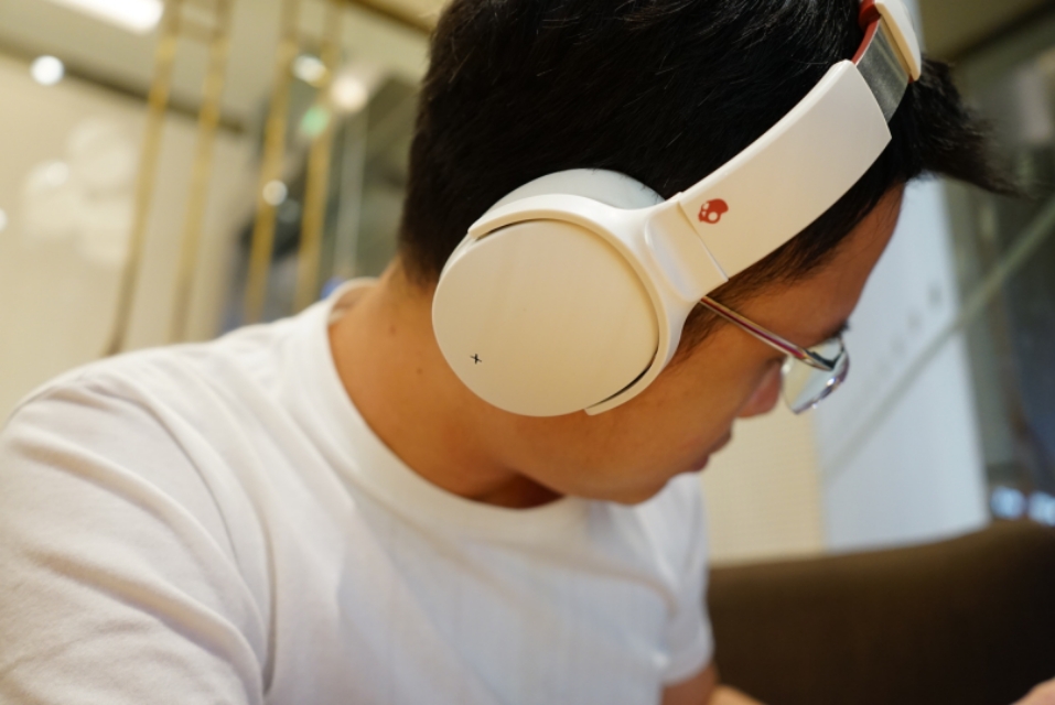 骷髅头头戴式耳机venue,千元级降噪蓝牙耳机推荐