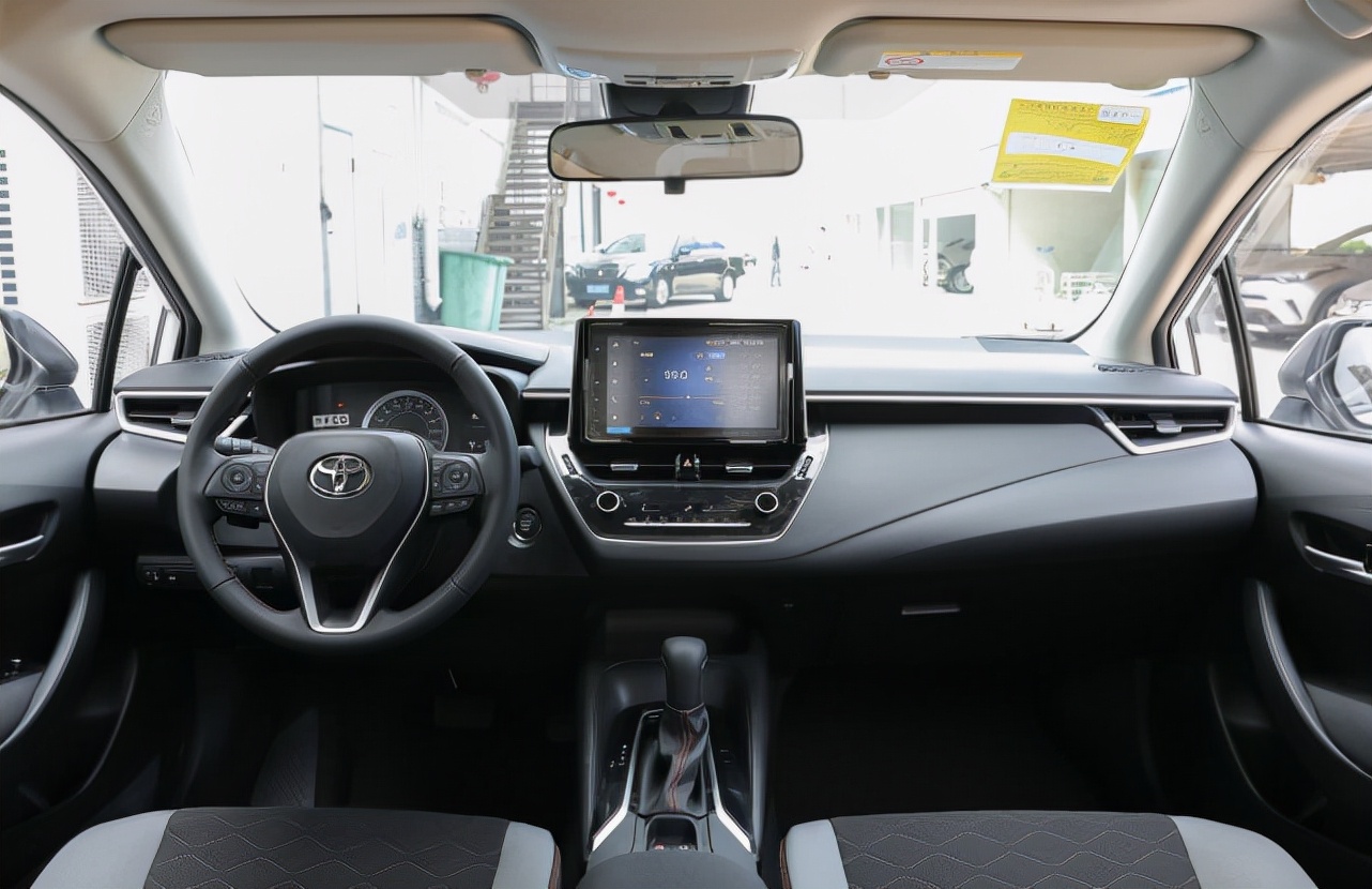 2012年丰田卡罗拉1.6手动油耗多少,2008款丰田卡罗拉1.8自动油耗多少