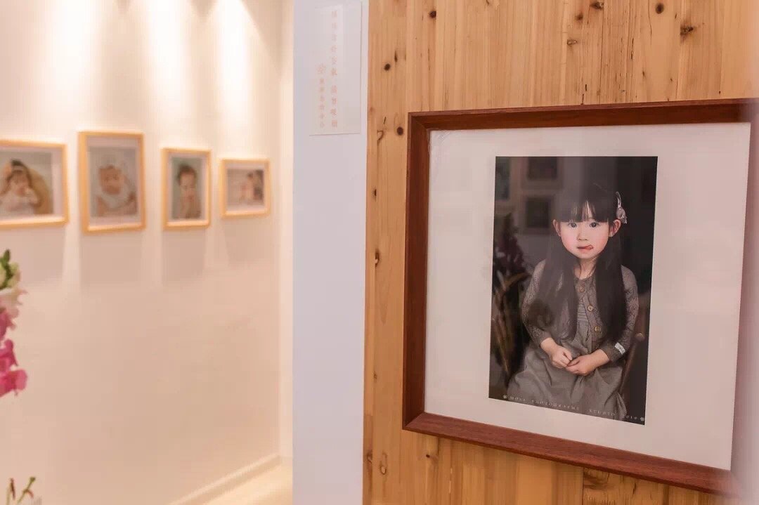 鑼勫瓙鎴峰涓撹,鑼勫瓙璁胯皥涓斧