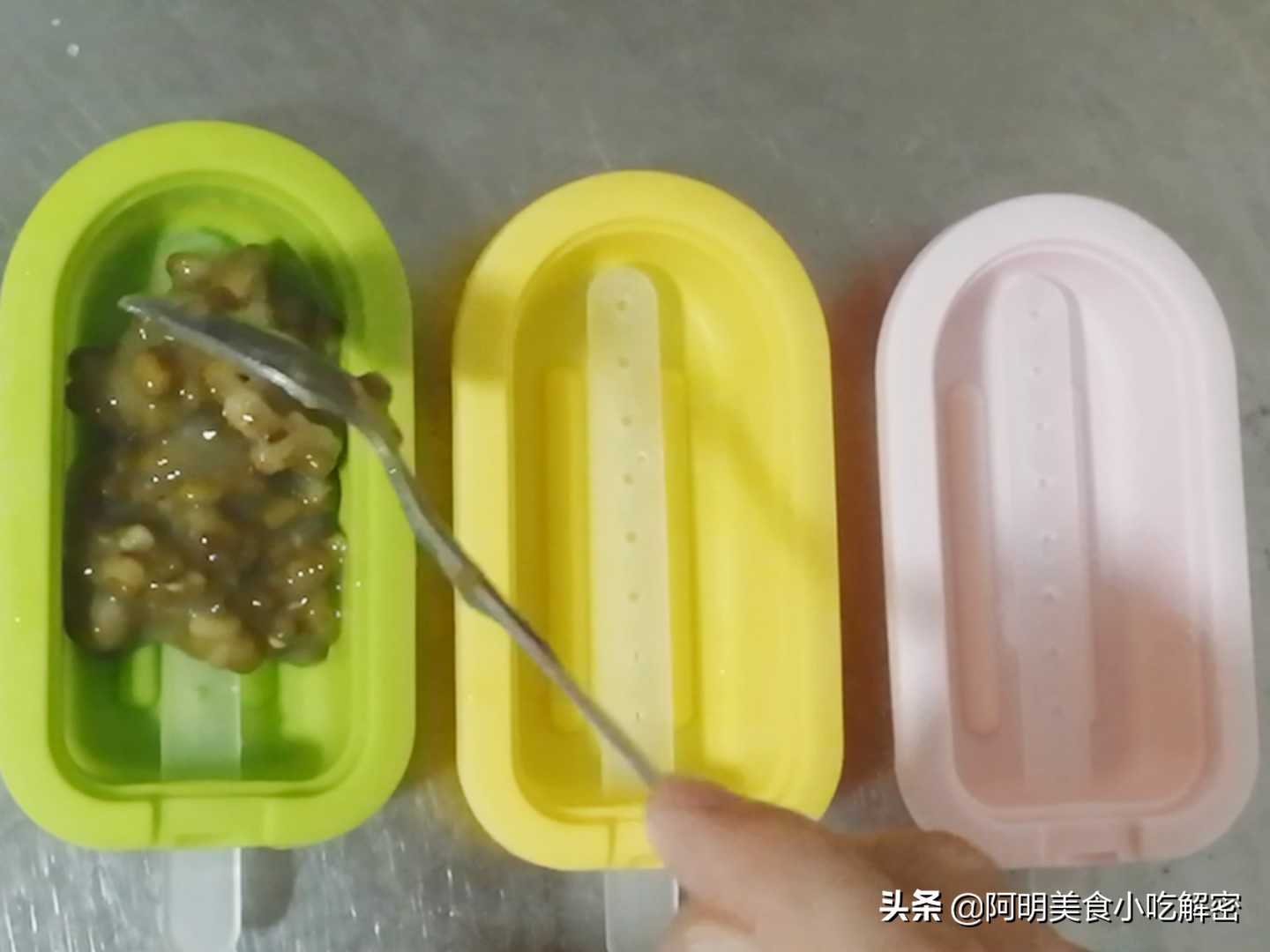 绿豆冰棒的做法，清凉解暑，健康无添加，吃着放心，小时候的味道