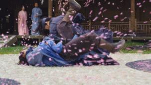 新版射雕英雄传柯镇恶戴墨镜,柯镇恶和欧阳锋视频