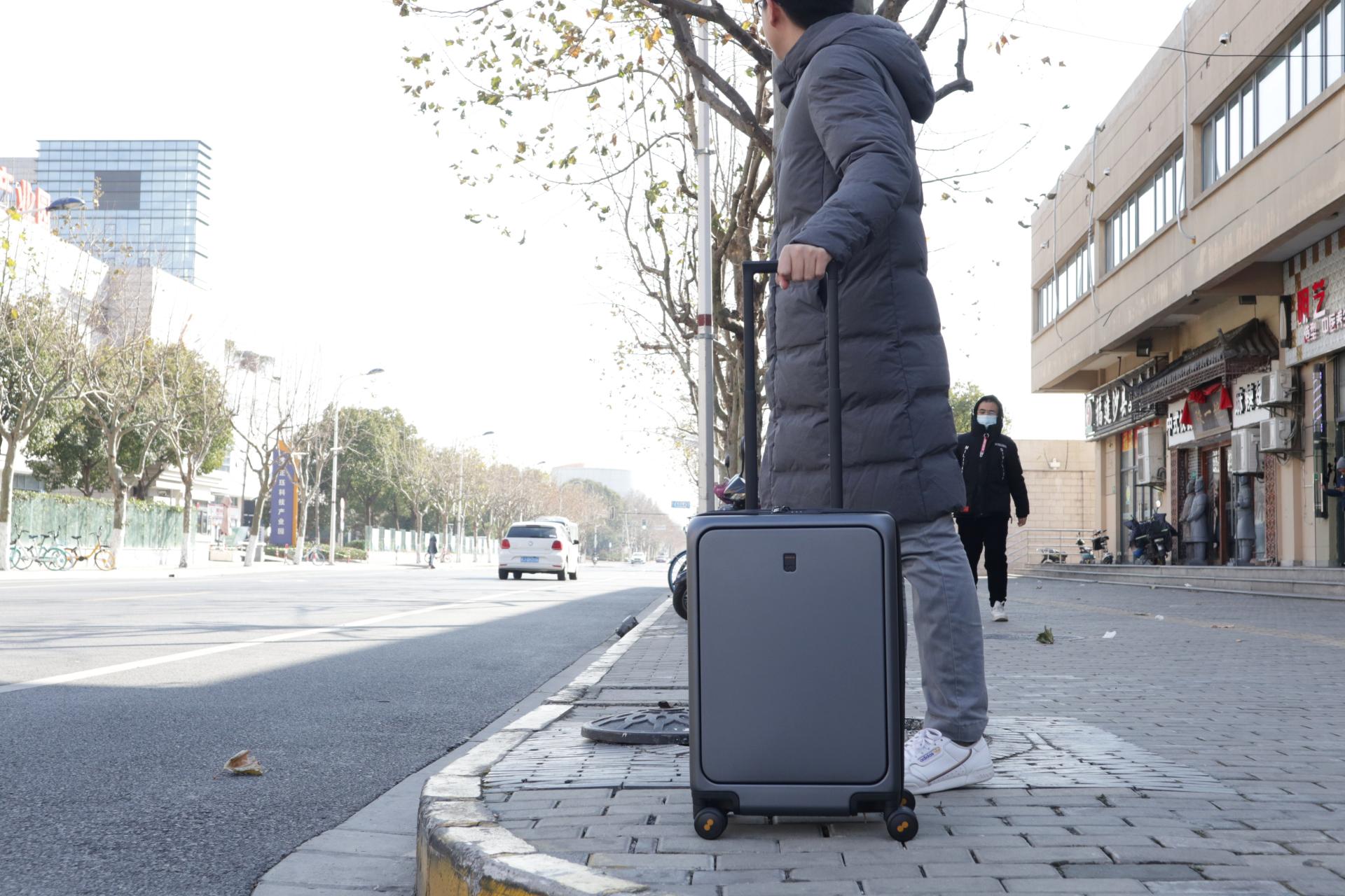 地平线8号拉杆箱视频,地平线八号行李箱能装多少