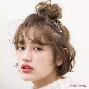 刘海尴尬期怎么扎马尾学生,刘海处于尴尬期要怎么扎才好看