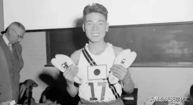 耐克新出来的跑鞋,耐克抄袭起家