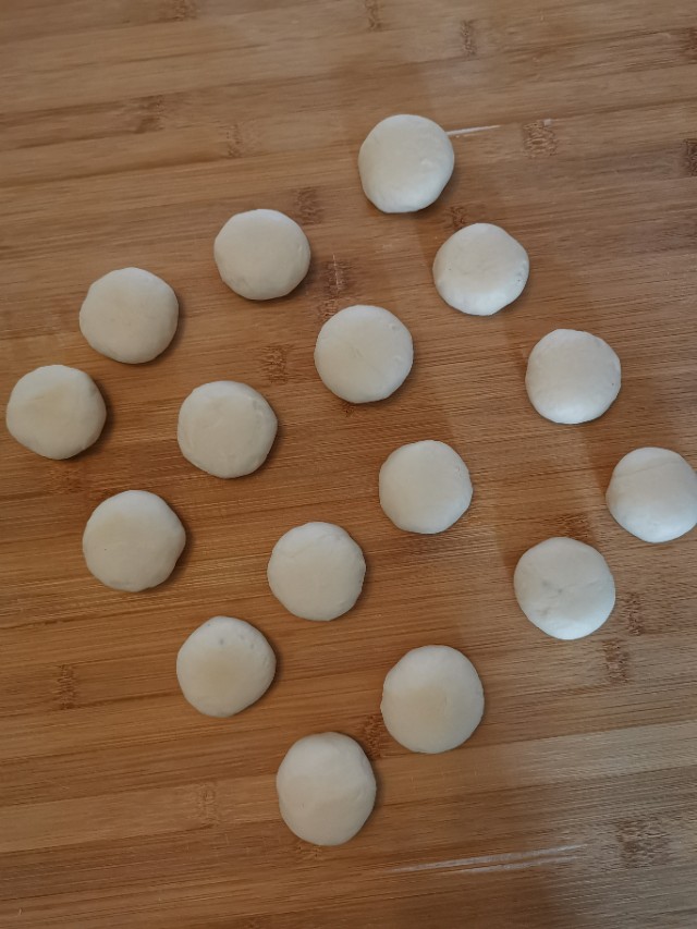 烤鸭小薄饼的家常做法,烤鸭小薄饼的做法