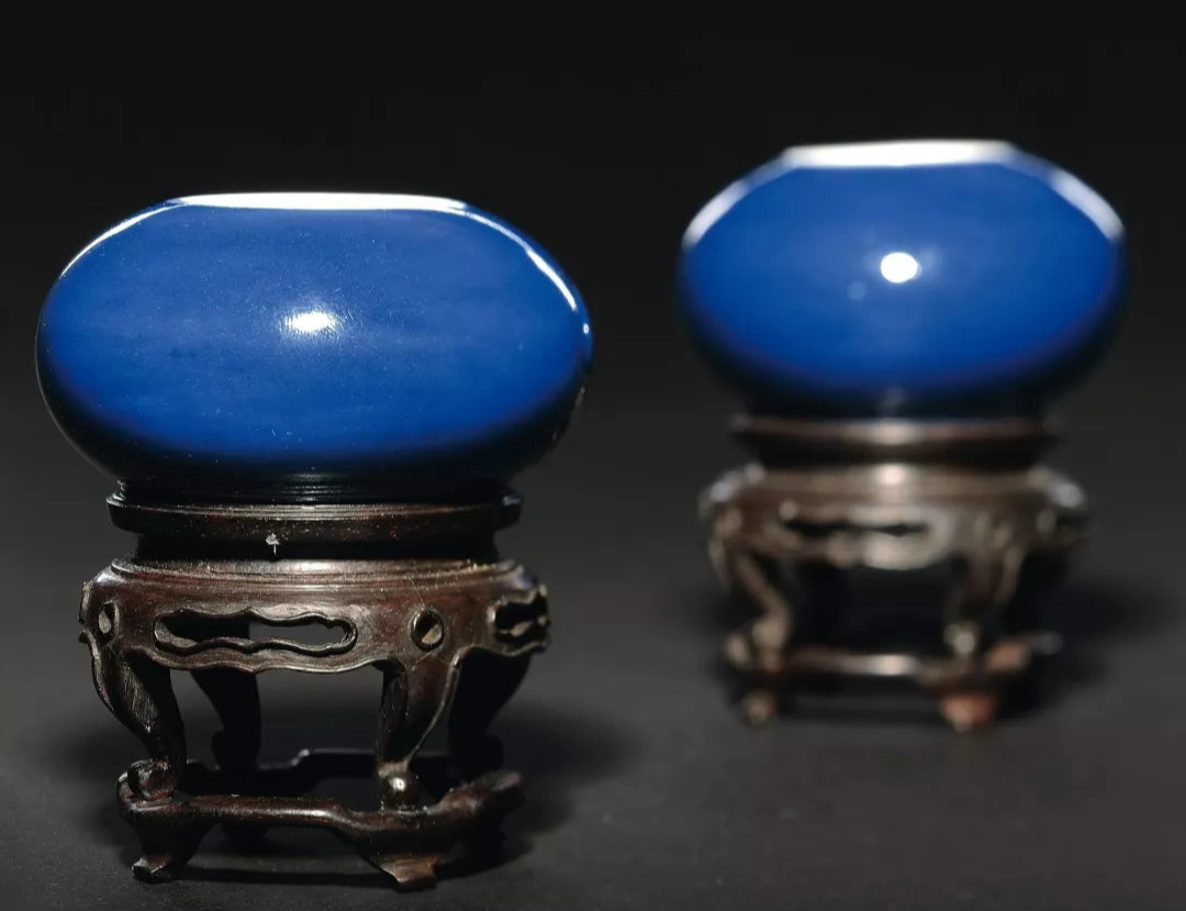 男子带袖珍“小茶壶”鉴宝，专家佩服不已，直呼你胆子真大