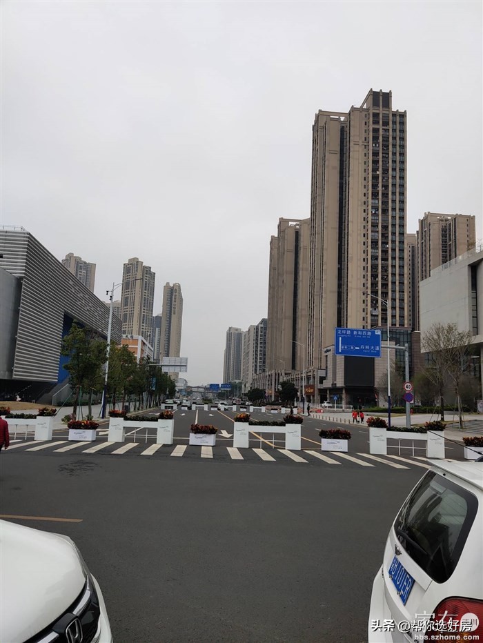 南山上班买布吉还是龙岗的房子,南山上班住在坪山