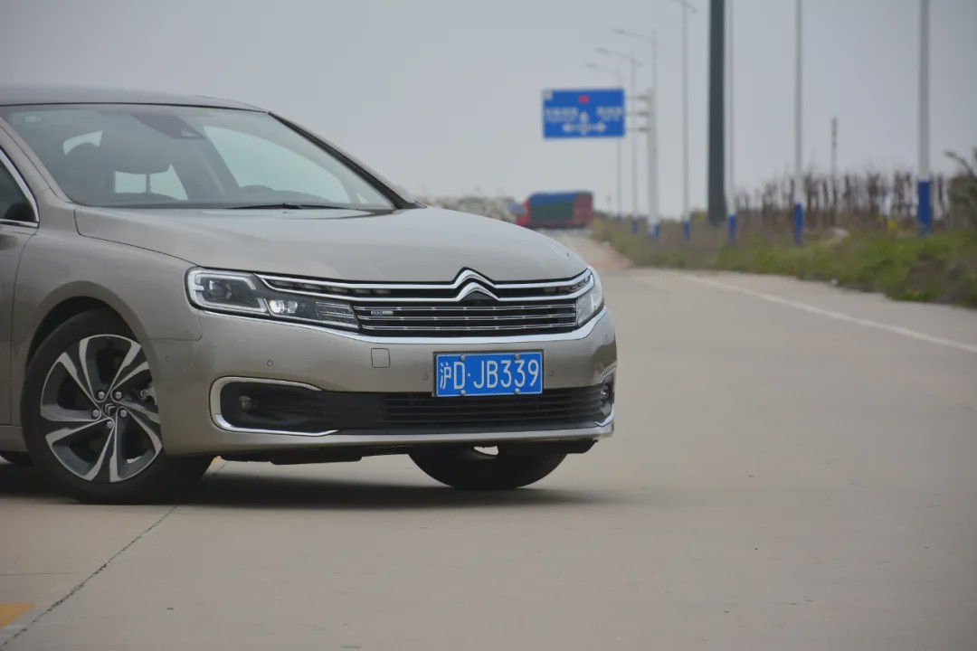 为什么很多人最后还是选择燃油车,为什么都买雪铁龙c6