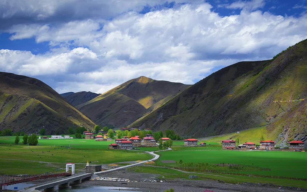 西藏墨石公园怎么去,西藏墨石公园旅游攻略