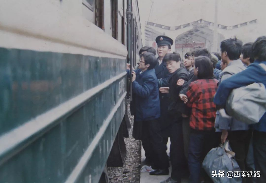 遵义西高铁站停运了吗,遵义西站停运了吗