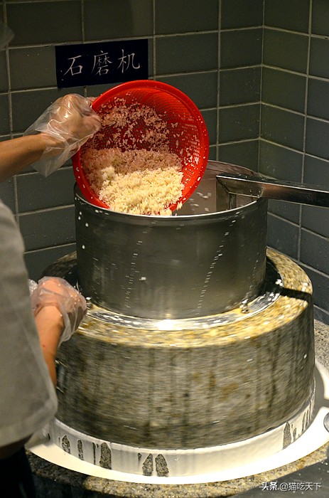 不用去闽南就可以吃的月饼,不用去广州就能喝到潮汕的海鲜粥