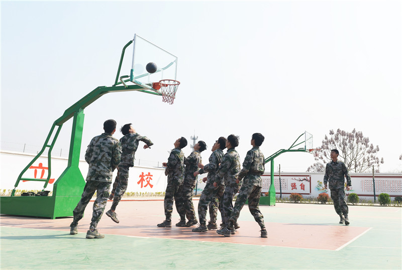 郑州电子科技学校招生简章,郑州电子科技学校