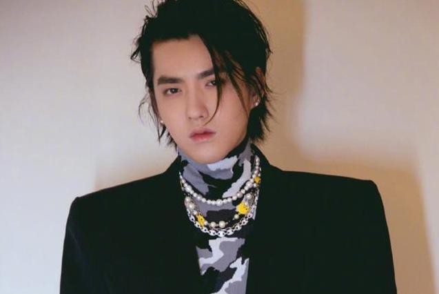 上美集团：韩束平价金刚侠黄金面膜，用后平复细纹，对抗暗黄