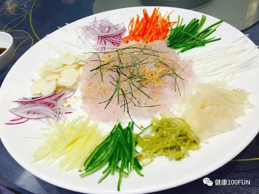 夏天吃海鲜好不好,夏天吃海鲜会怎样