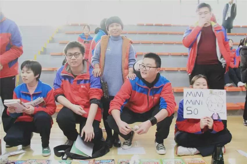 经开一中报名须知,叮咚您的备考秘籍已送达