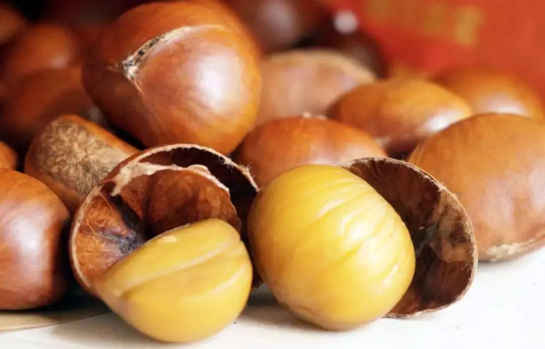 天津特色小吃被称为津门三绝 (天津风味小吃中的三绝之一)