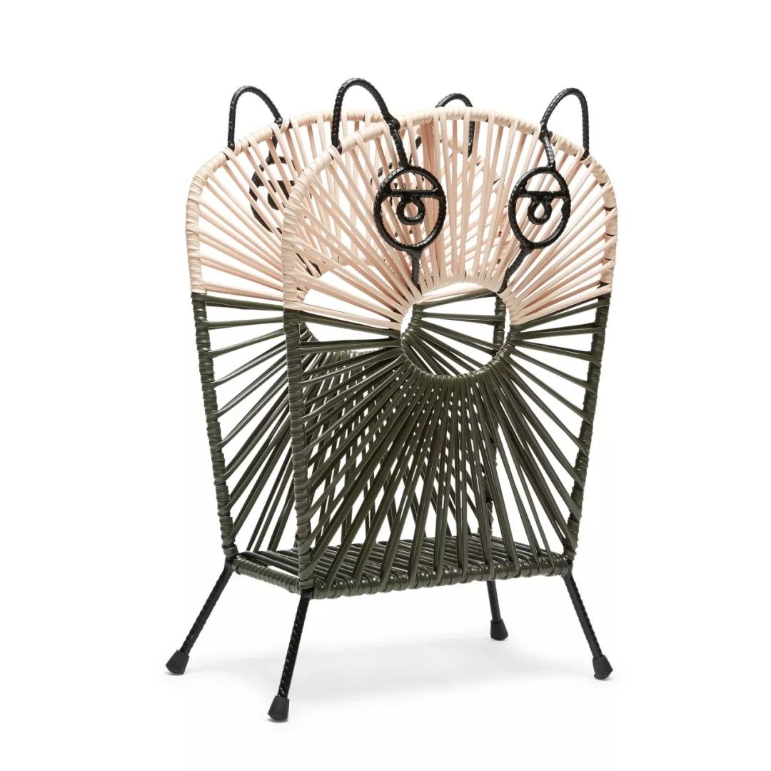 “Valentino红”降临东京，冠希哥说最近的生活“888”