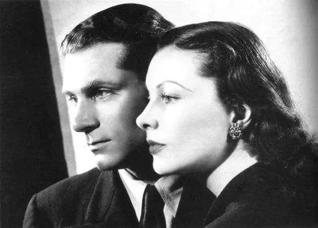 费雯丽盛世美颜也抵不过薄情寡义,费雯丽乱世佳人红裙