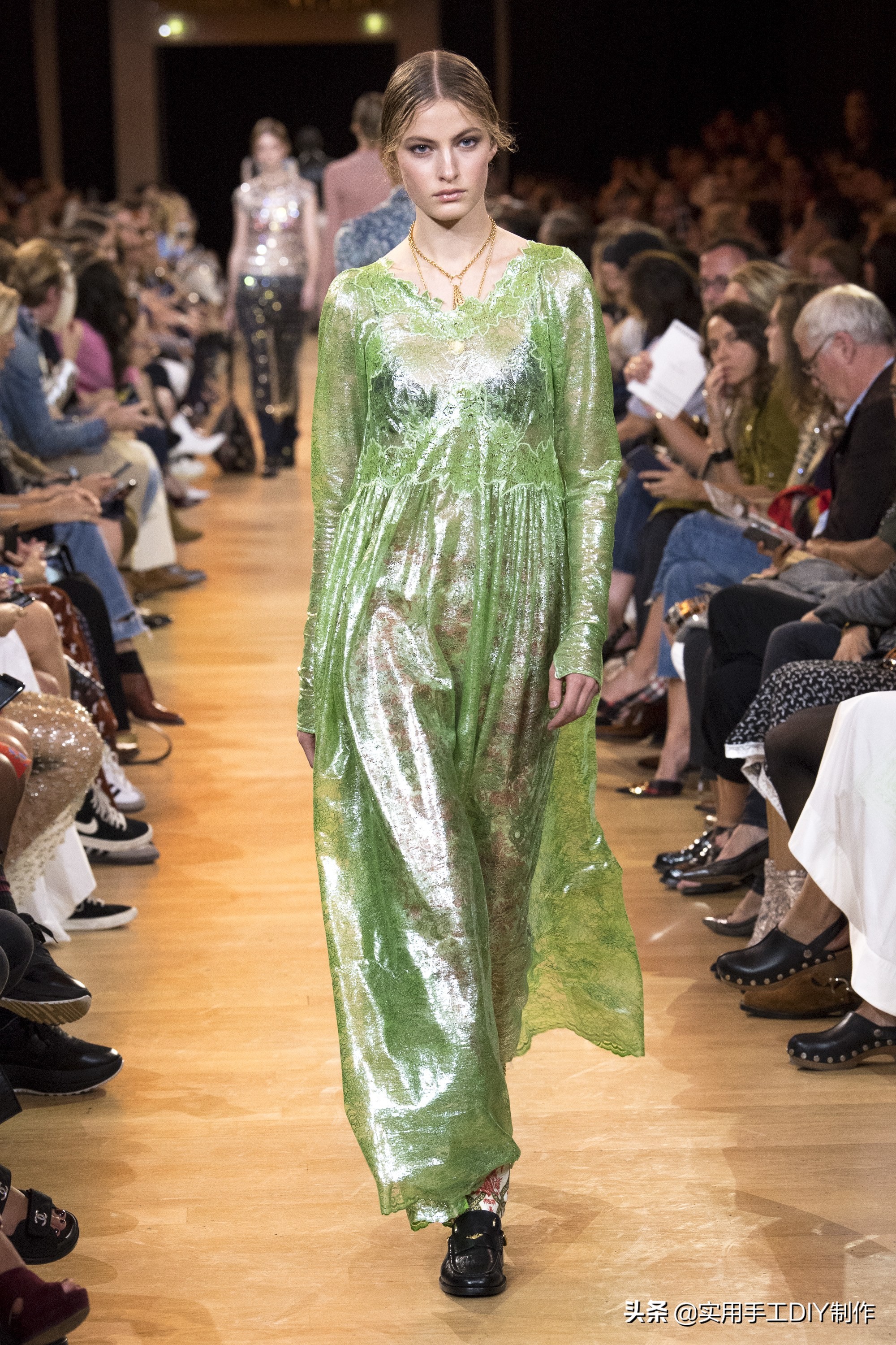 pacorabanne2021春夏系列金属长裙,pacorabanne亮片上衣