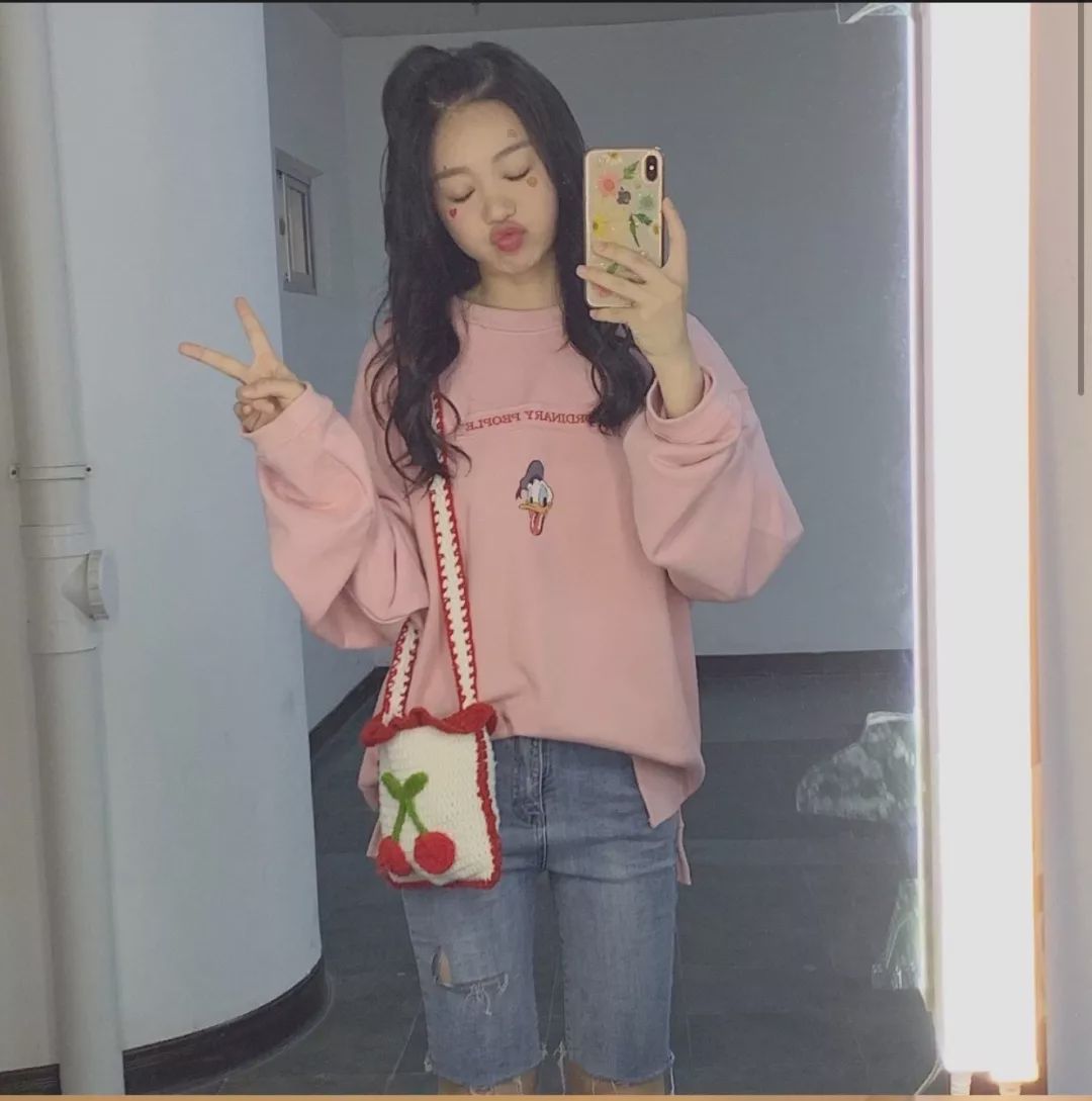 宋妍霏泫雅都喜欢的衣服,宋妍霏和泫雅一起的视频