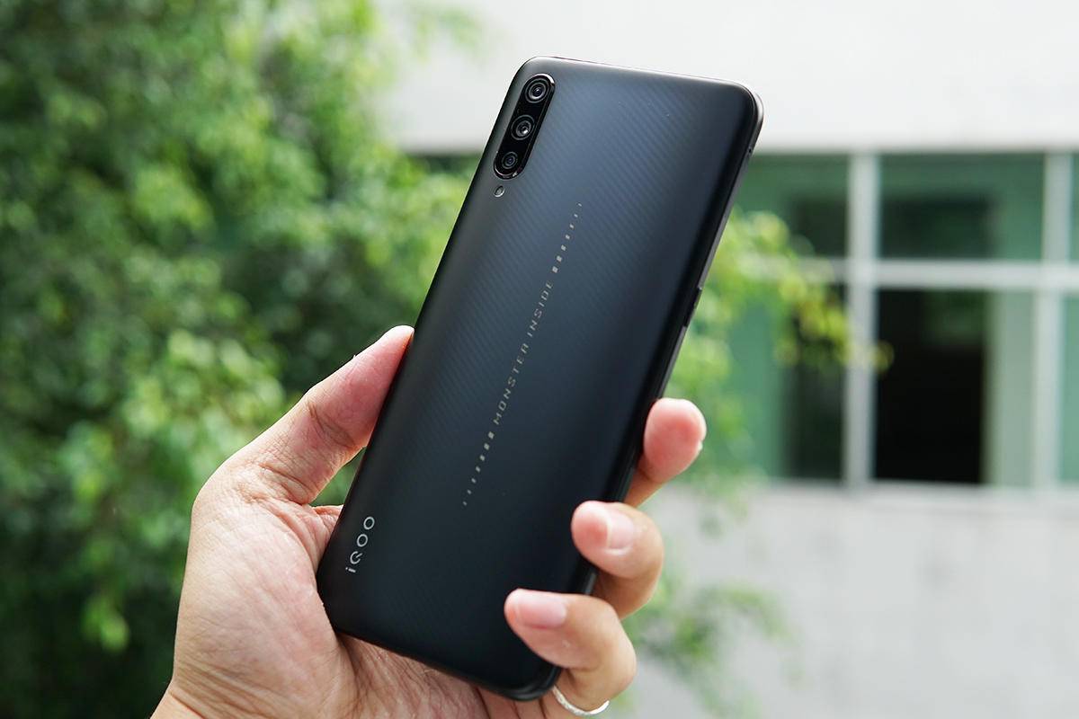 iqoo11200w超级闪充测试,iqoo120w闪充手机实测