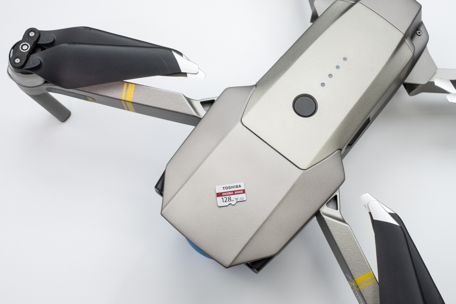 大疆拍摄用的内存卡,大疆拍摄高清画面实时储存在哪儿