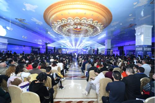 凝心聚力迎5G携手并进赢蔚来AEE智能教育科技创新峰会圆满成功